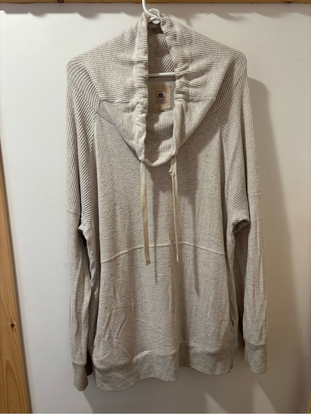 Rip Curl Cowl Neck Sweater XL